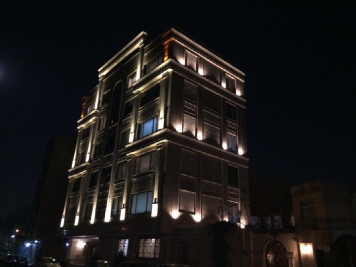 عکس نورپردازی نمای ساختمان